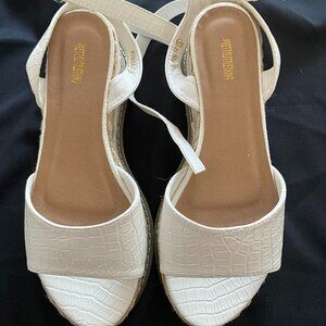 White Croc Sandal - PrettyLittleThing